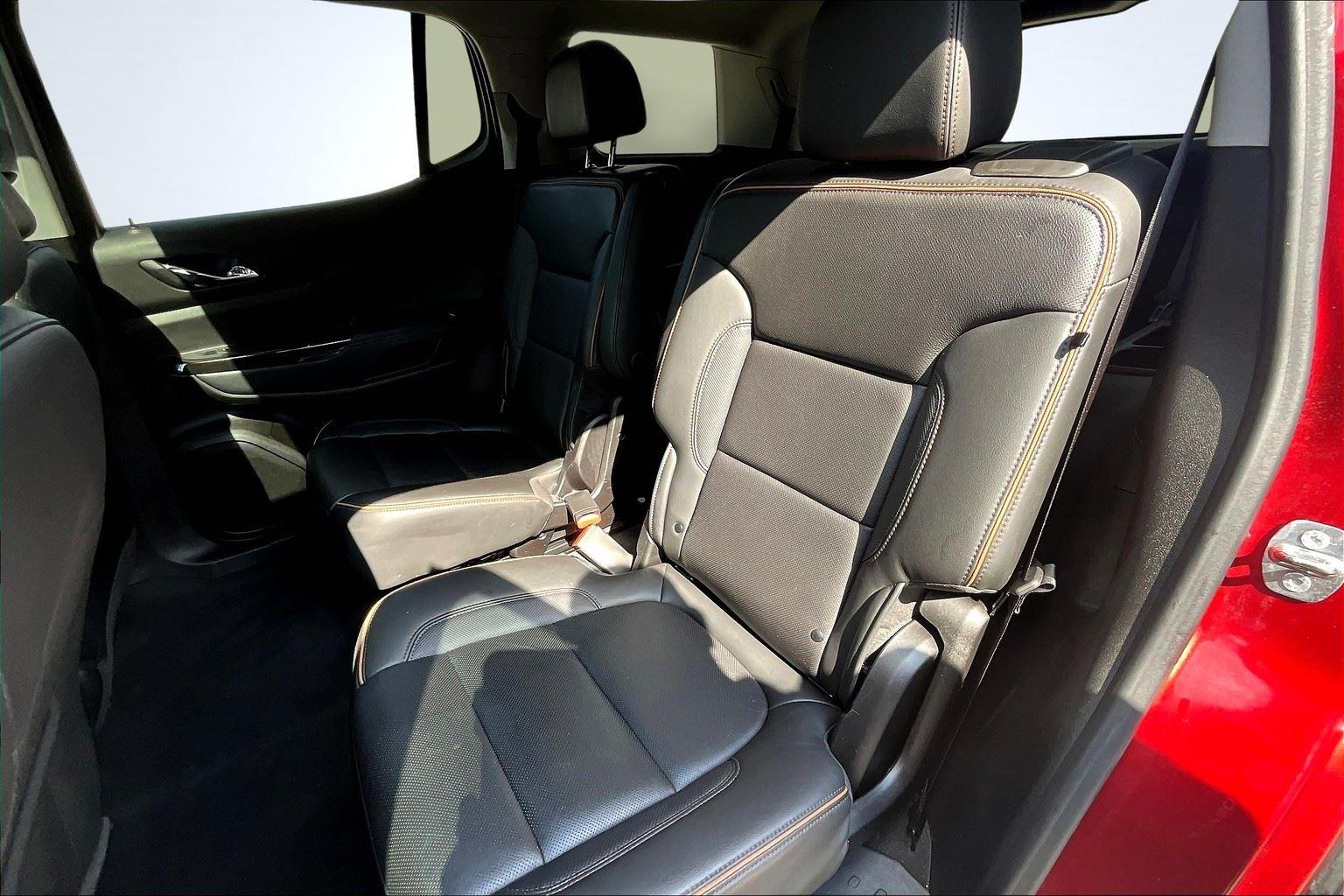 2022 Gmc Acadia AT4 photo 24