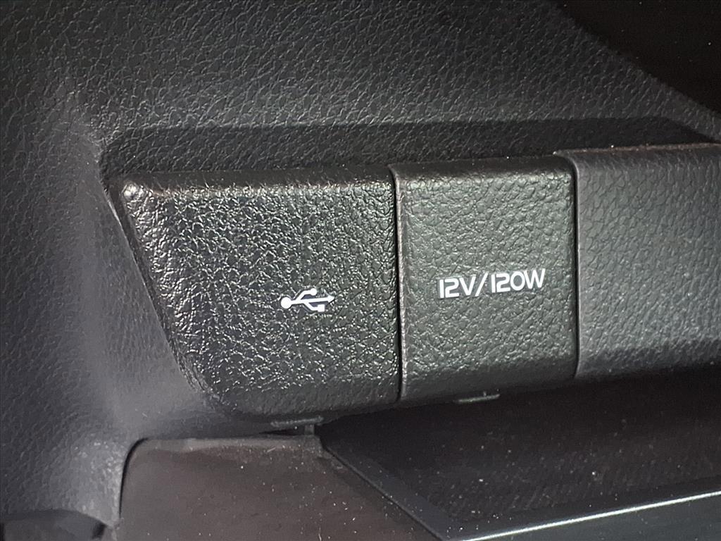 2024 Toyota Camry SE photo 8