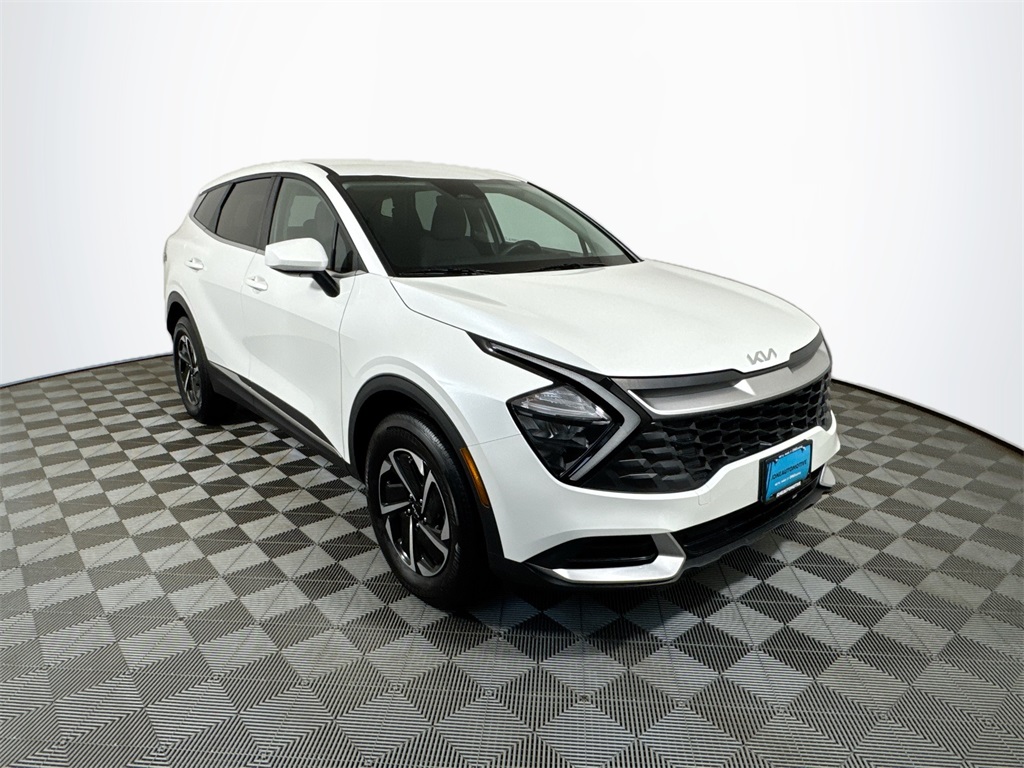 2023 Kia Sportage Hybrid LX photo 4