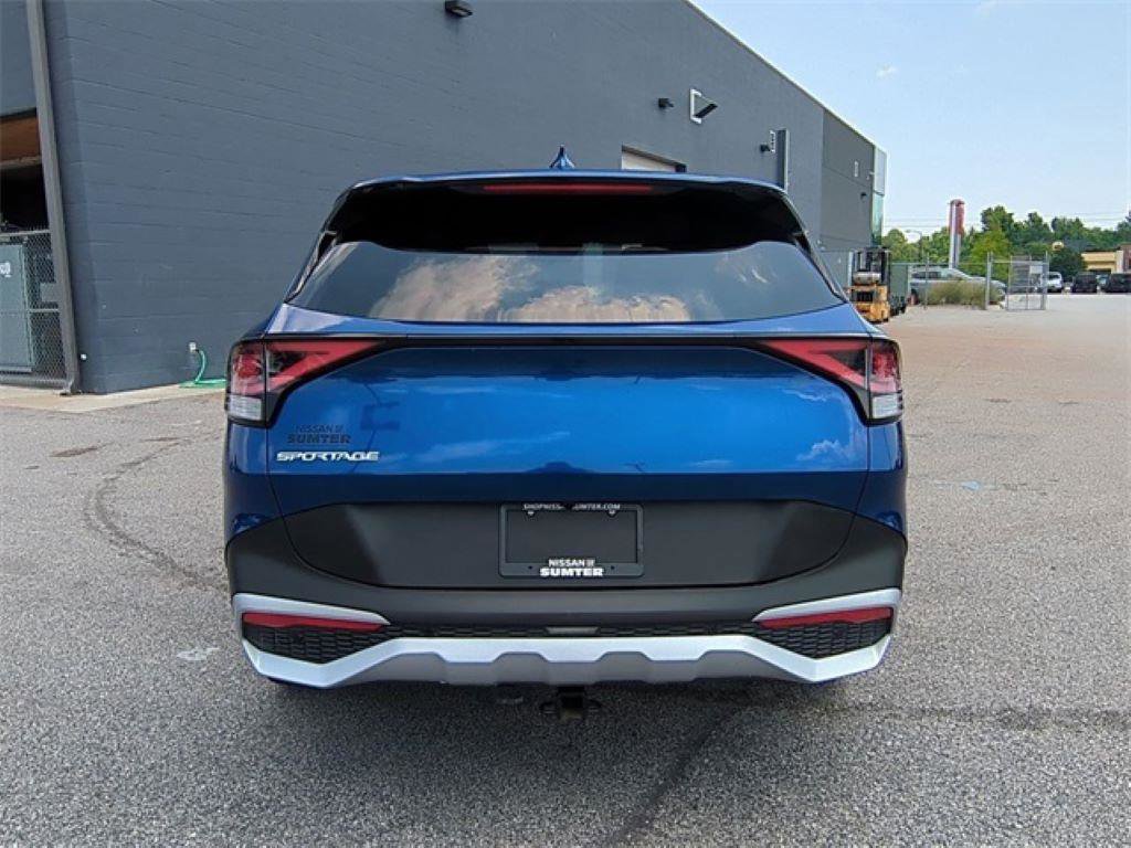 2025 Kia Sportage EX photo 2