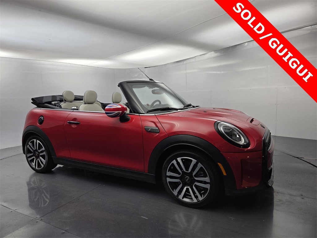 2022 MINI Convertible S's photo