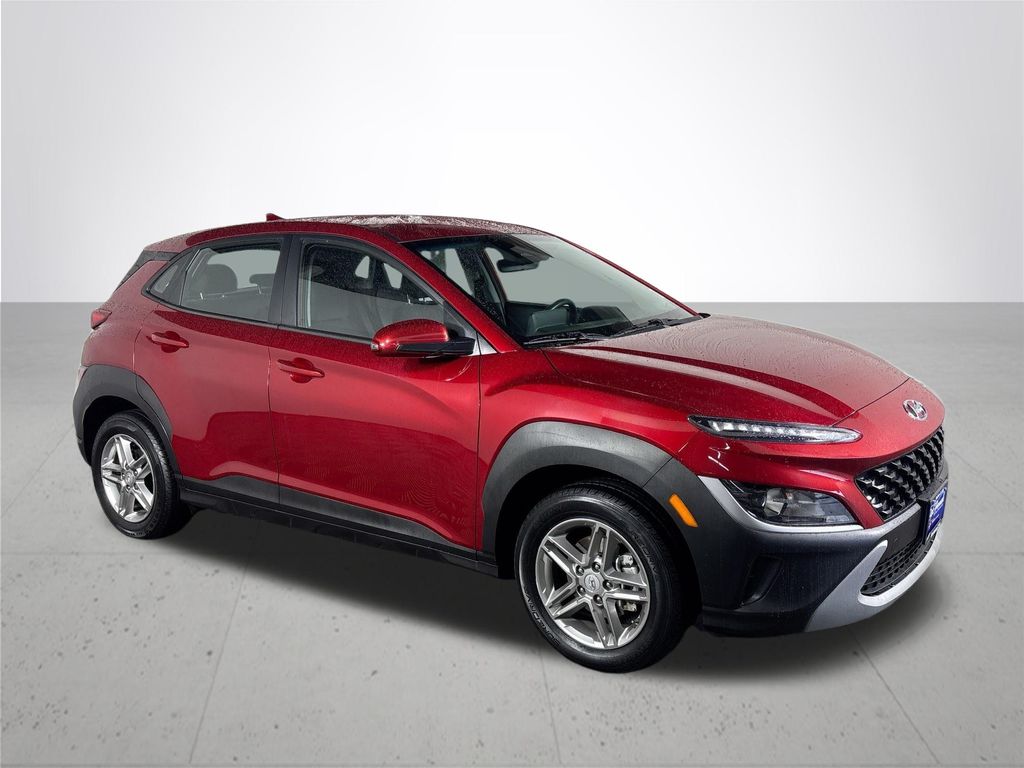 2023 Hyundai Kona SE photo 2