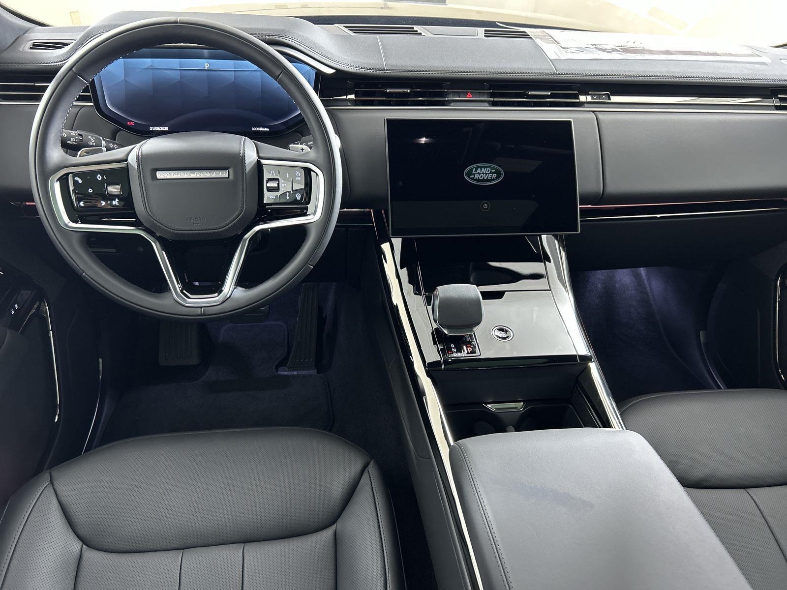 2025 Land Rover Range Rover Sport SE photo 9