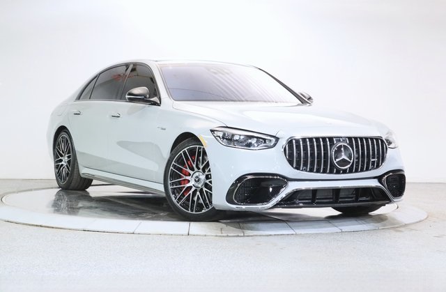 2024 Mercedes Benz S AMG 63 E PERFORMANCE photo 2
