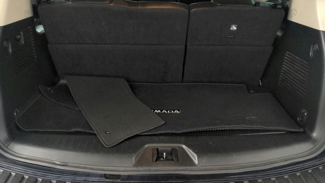 Used 2023  Nissan SL image 14