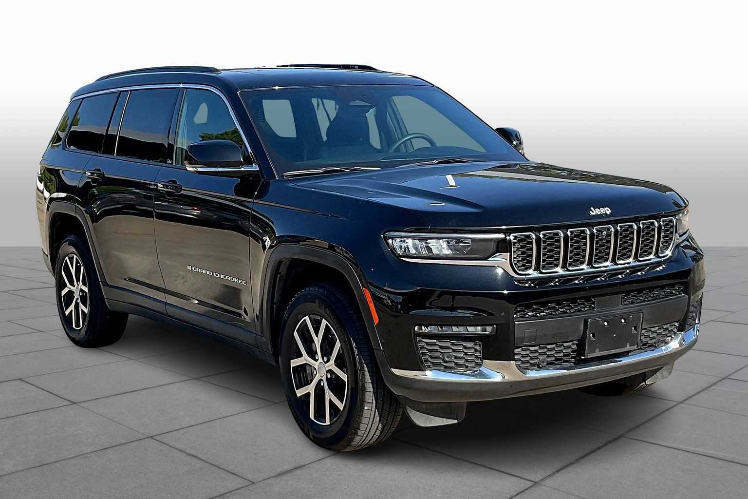 2024 Jeep Grand Cherokee Limited photo 2