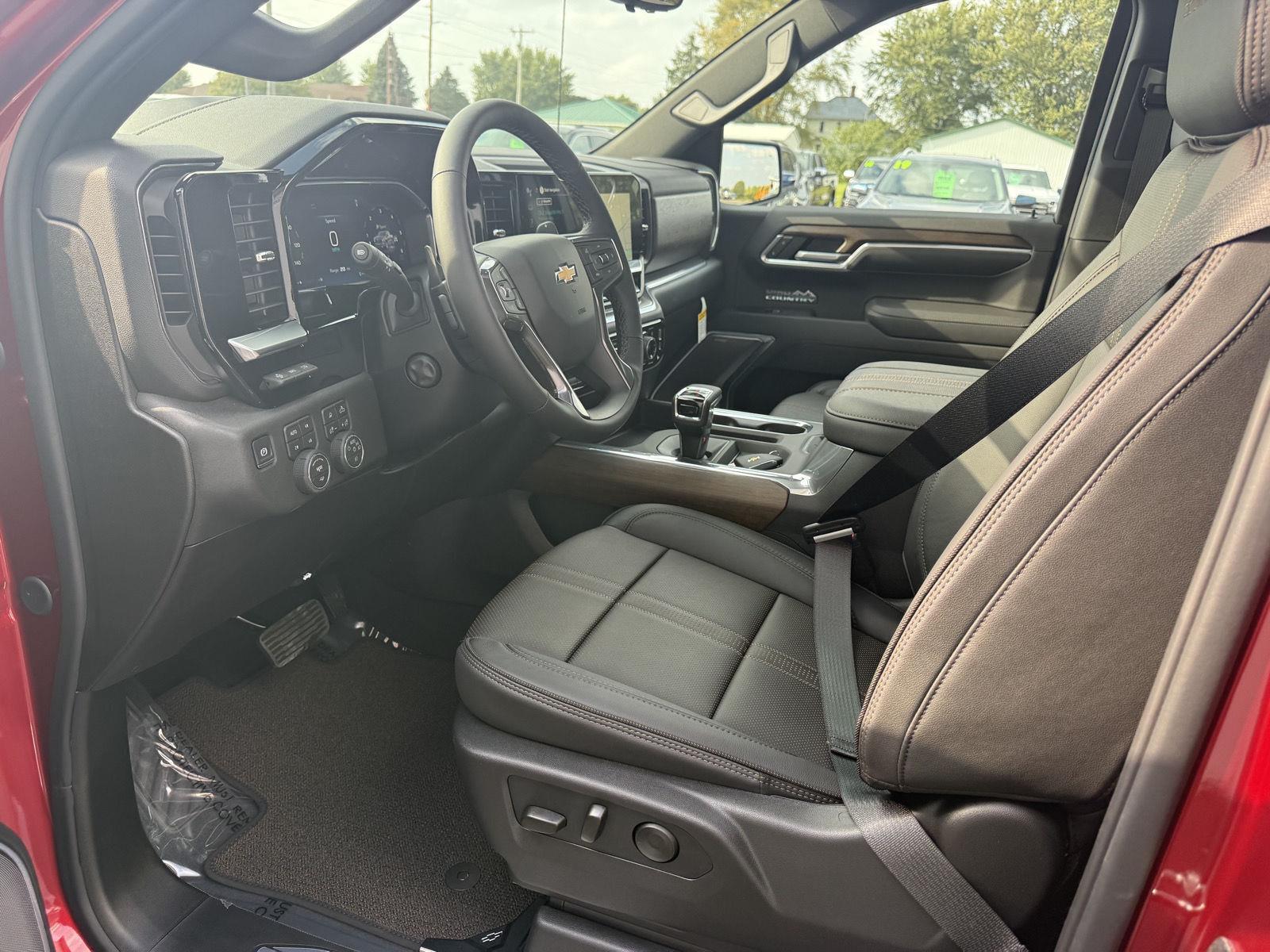 2026 Chevrolet Silverado High Country photo 11