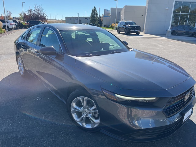 2023 Honda Accord LX photo 2