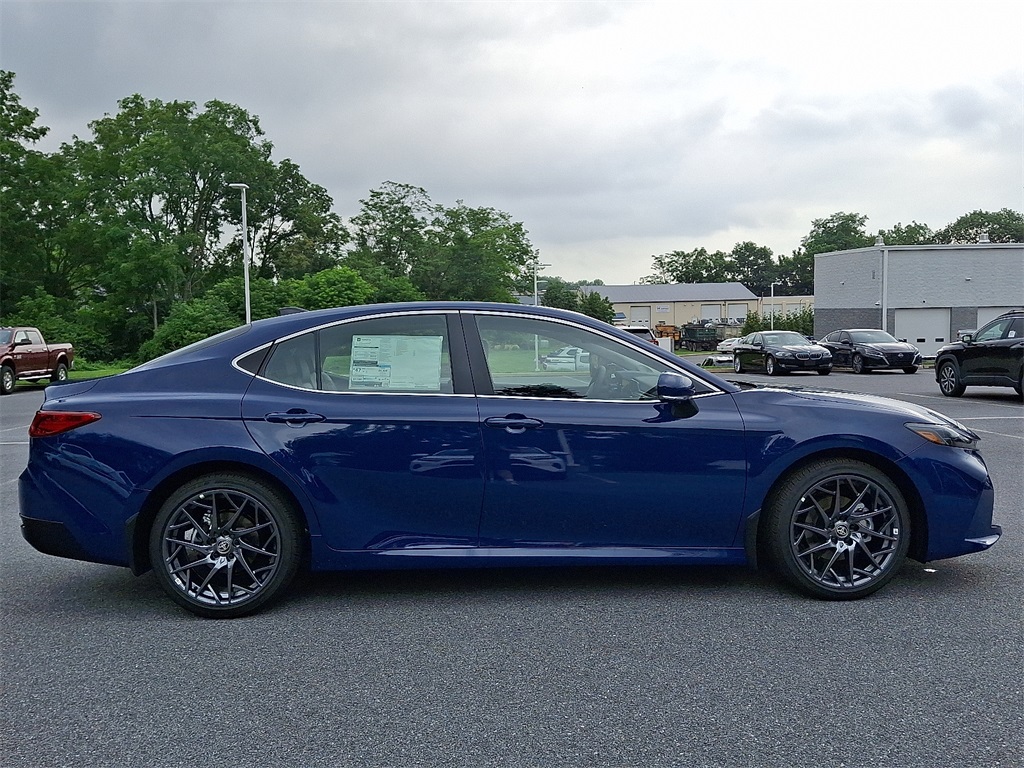 2025 Toyota Camry XLE photo 4