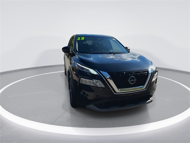 2023 Nissan Rogue SV photo 3