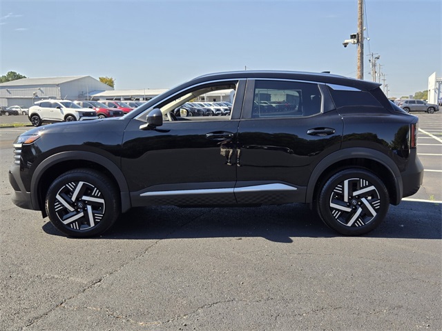 2026 Nissan Kicks SV photo 2