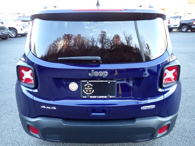 2019 Jeep Renegade Latitude photo 4