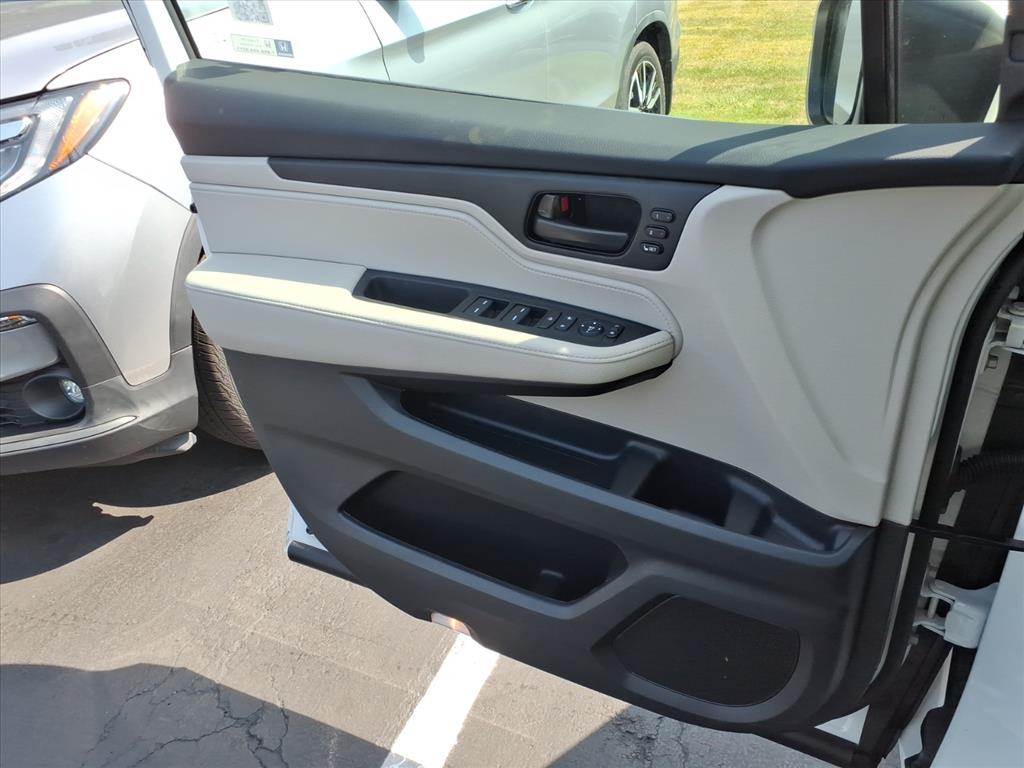 2026 Honda Odyssey EX-L photo 12
