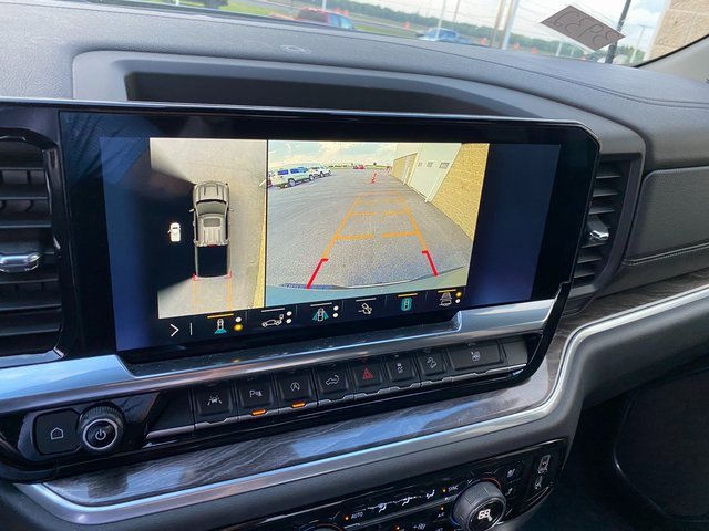 2023 Chevrolet Silverado 1500 LTZ photo 20