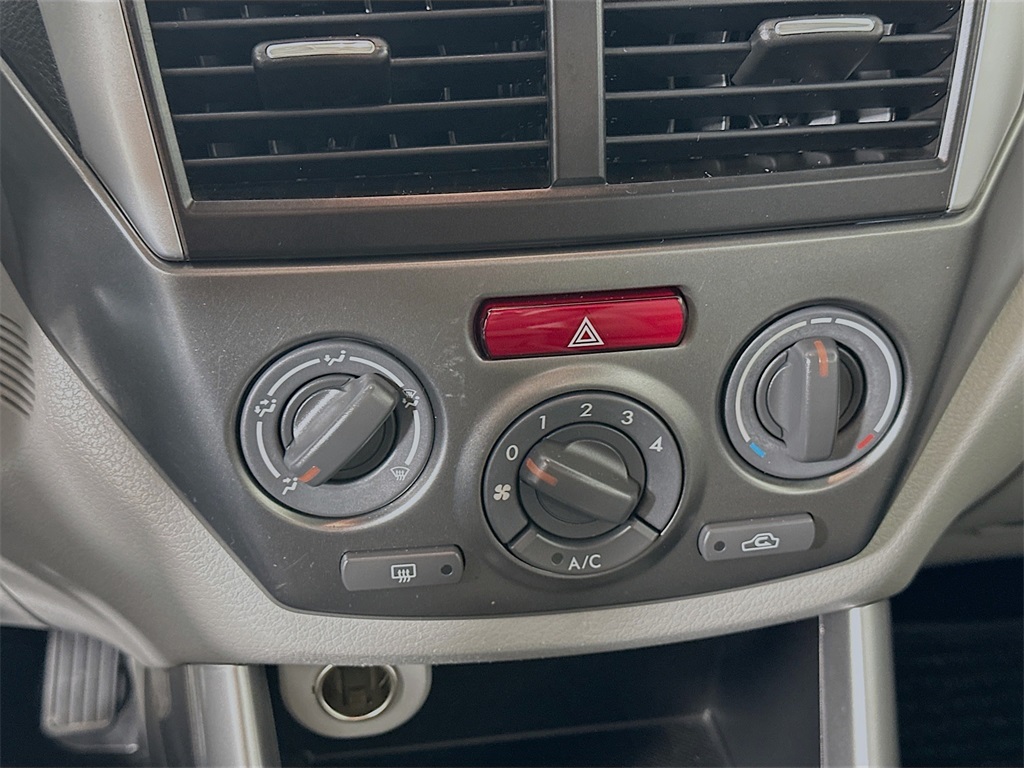 2012 Subaru Forester 2.5X photo 18