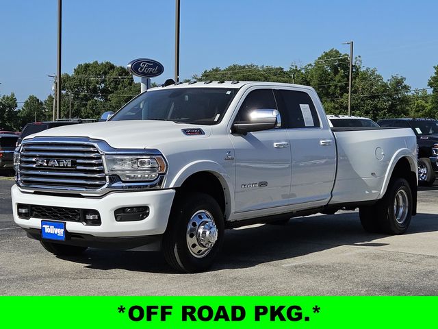 2022 Ram 3500 Laramie Longhorn photo 4