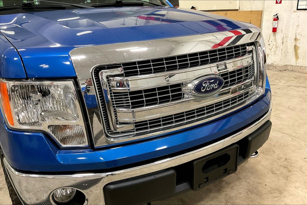 2013 Ford F-150 XLT photo 23