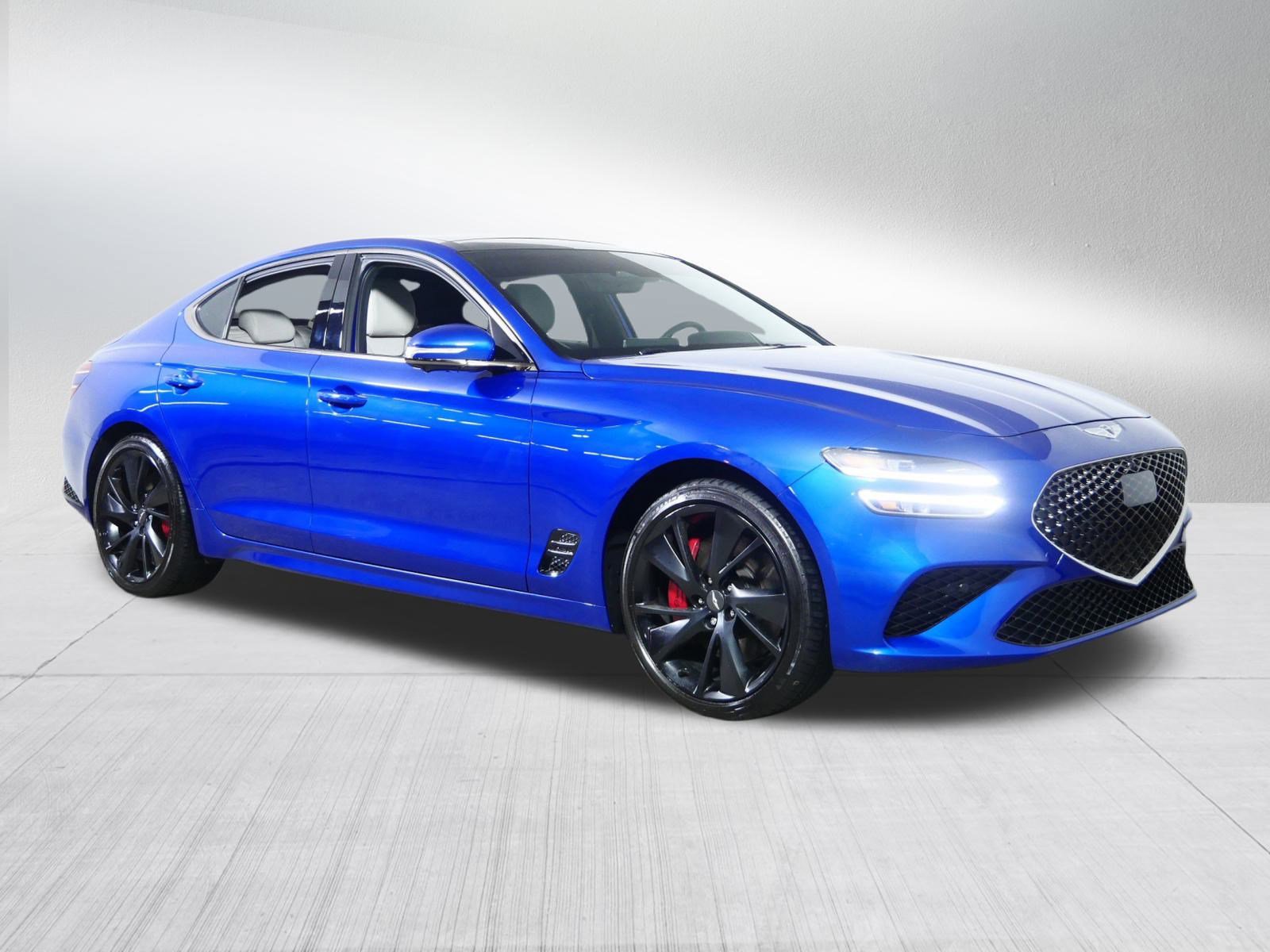 2023 GENESIS G70 Standard's photo