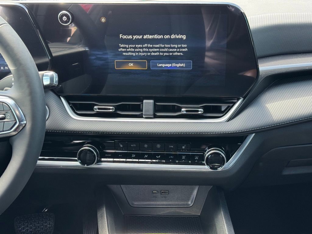 2026 Chevrolet Equinox LT photo 15