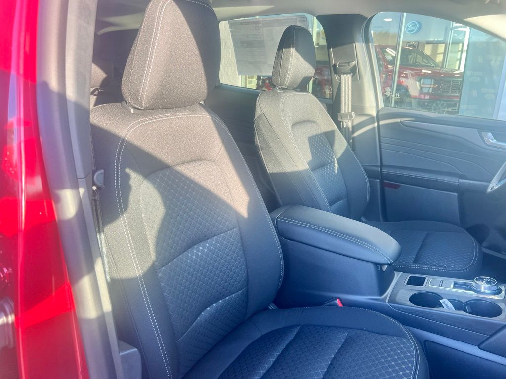 2026 Ford Escape Active photo 28