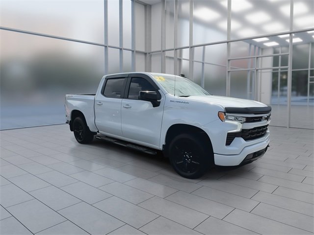 2023 Chevrolet Silverado 1500 RST photo 2