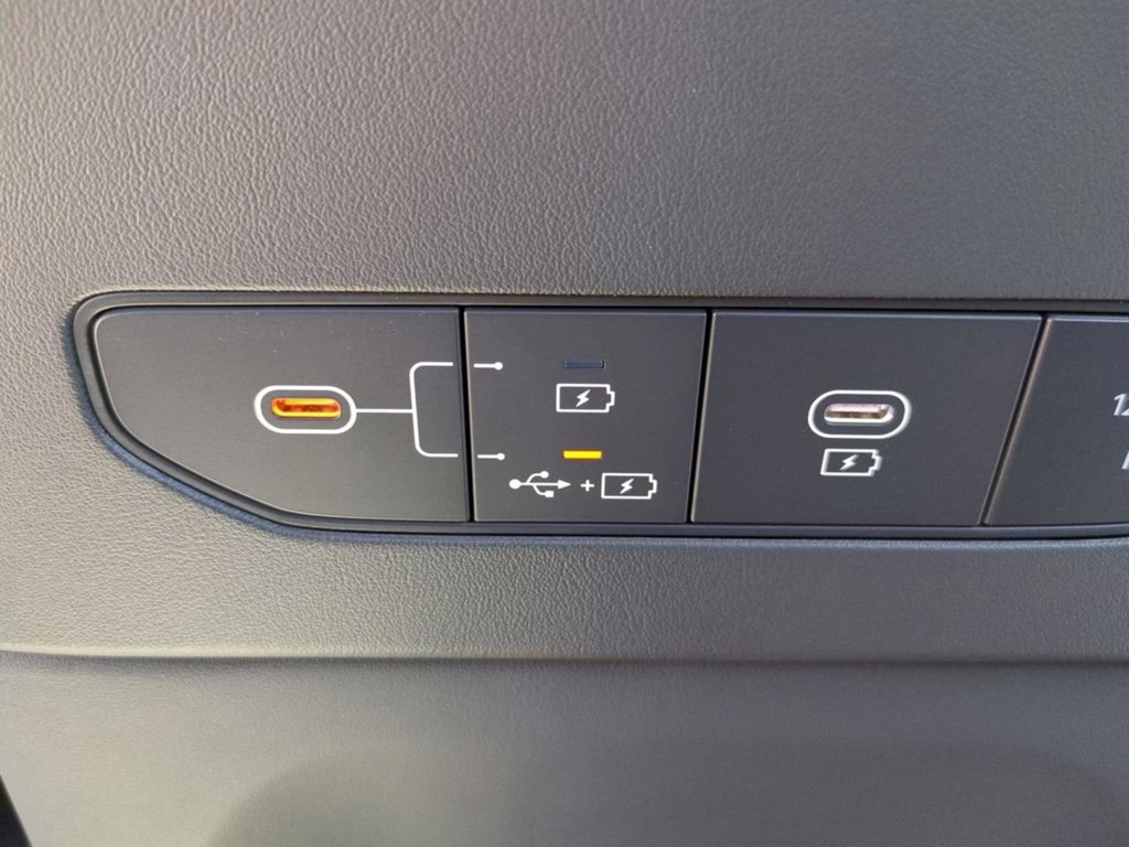 2026 Kia EV9 Wind photo 25