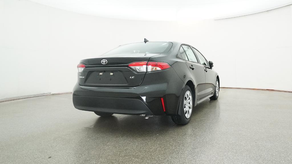2026 Toyota Corolla LE photo 4