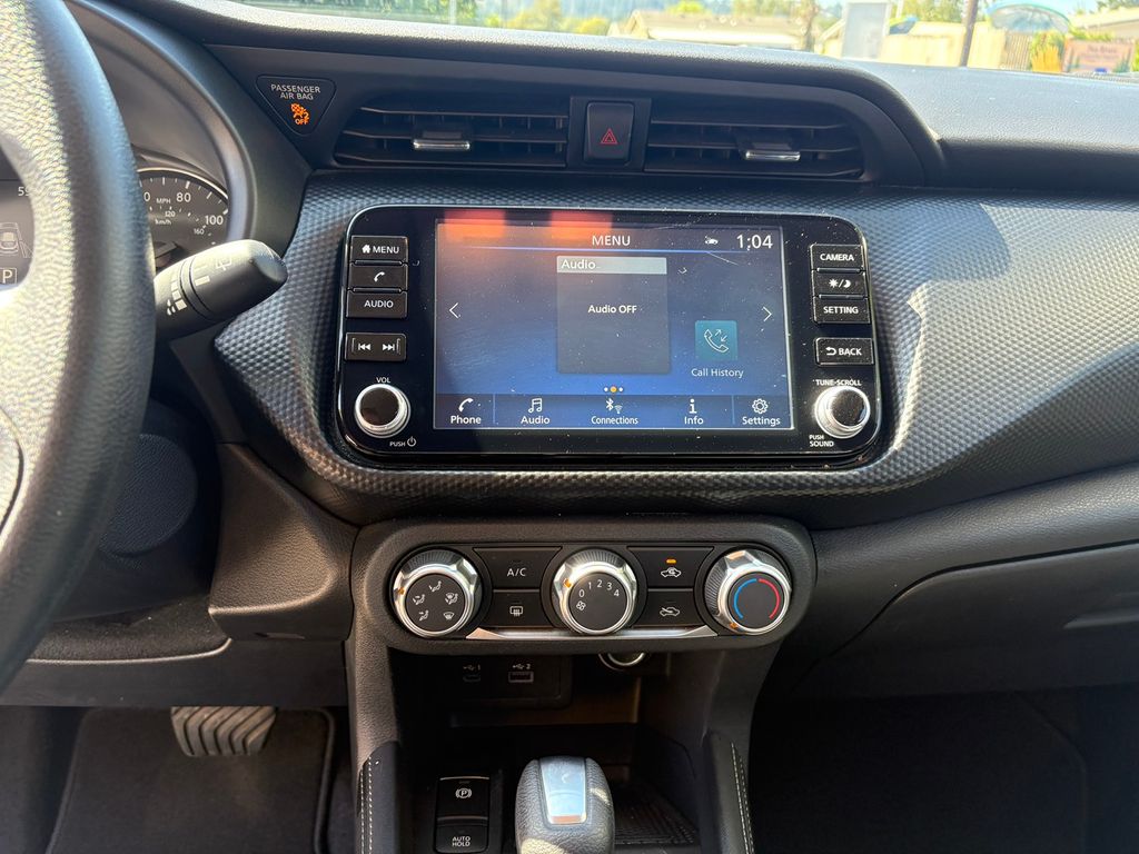 2024 Nissan Kicks SV photo 18
