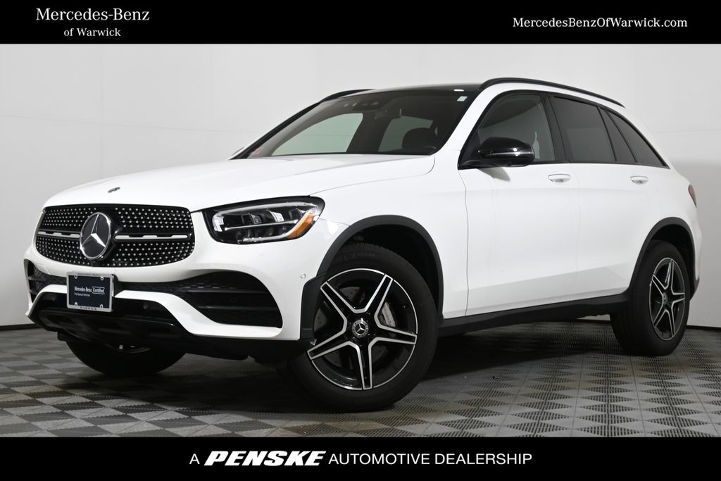 2022 Mercedes-Benz GLC GLC300's photo