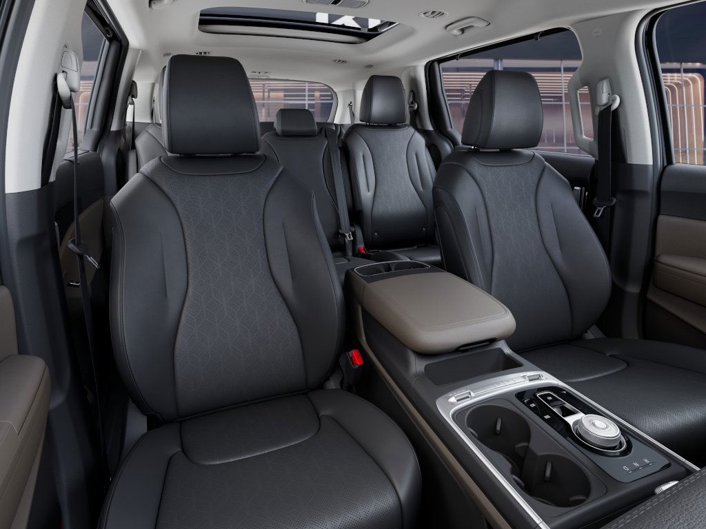 2026 Kia Carnival SX photo 15