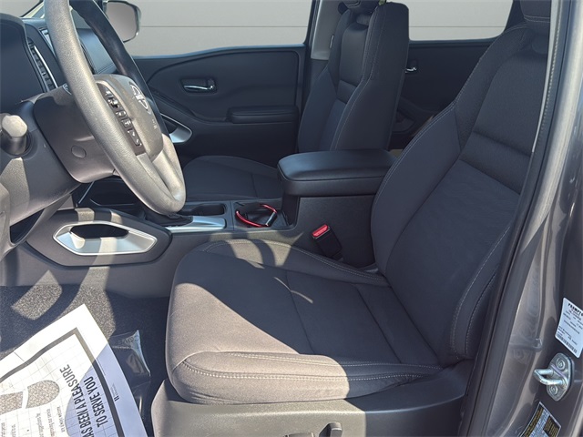 2023 Nissan Frontier SV photo 15