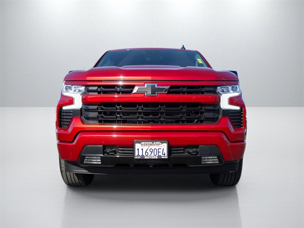 2025 Chevrolet Silverado 1500 RST photo 3