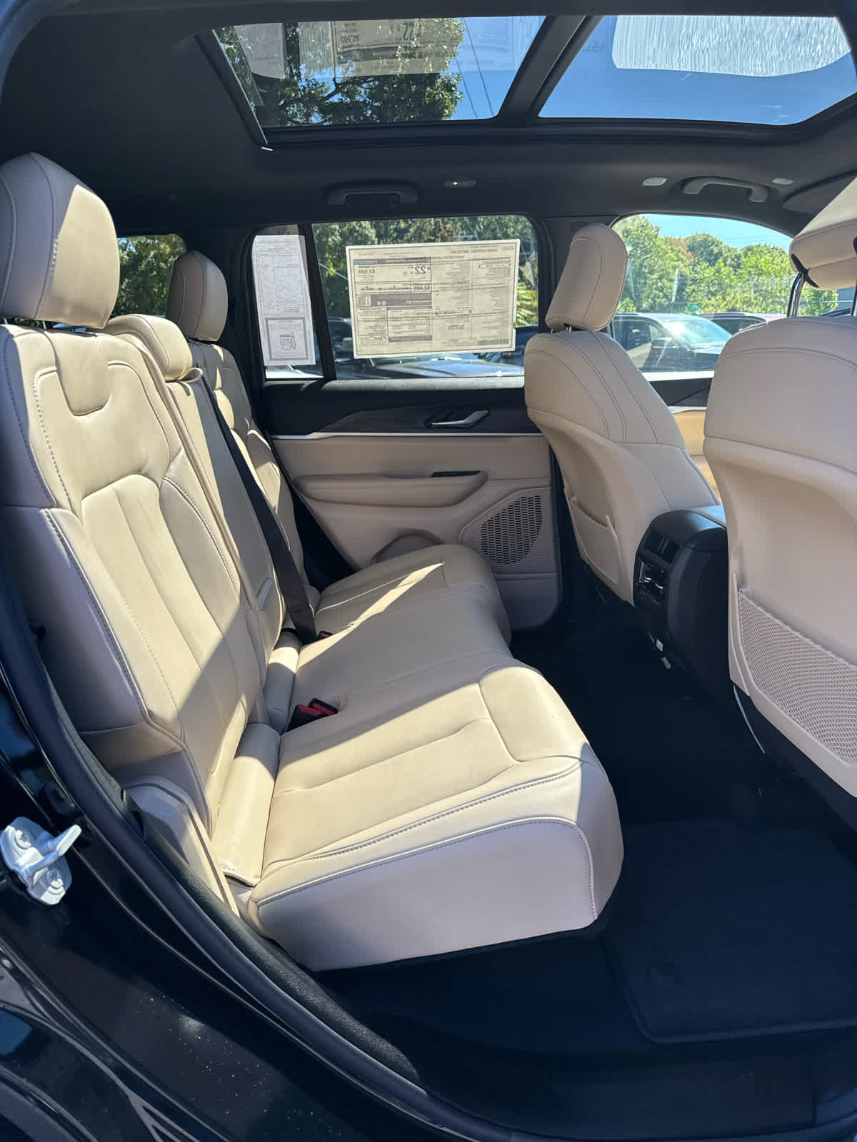 2025 Jeep Grand Cherokee Limited photo 21