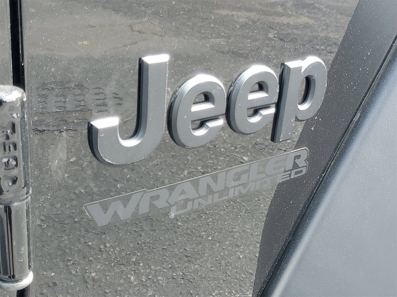 2022 Jeep Wrangler Unlimited Willys photo 8