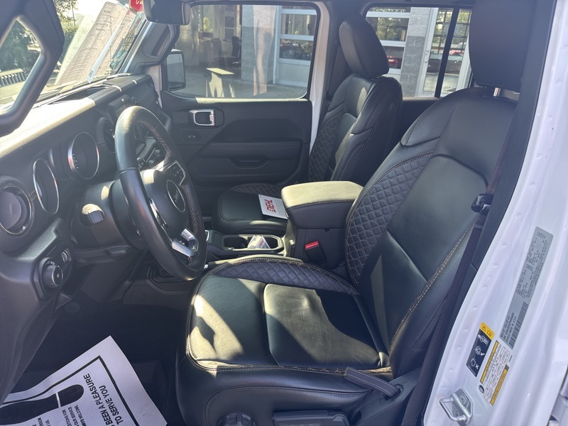 2023 Jeep Wrangler Altitude photo 16