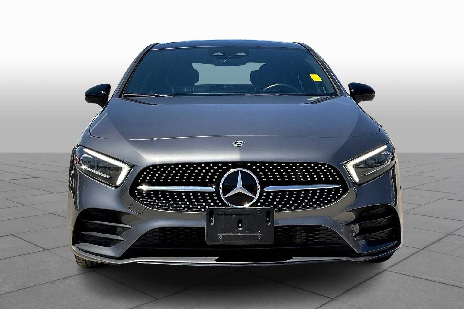 2022 Mercedes Benz A 220 4MATIC photo 3