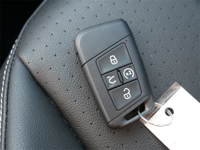 2022 Volkswagen Tiguan SE photo 36
