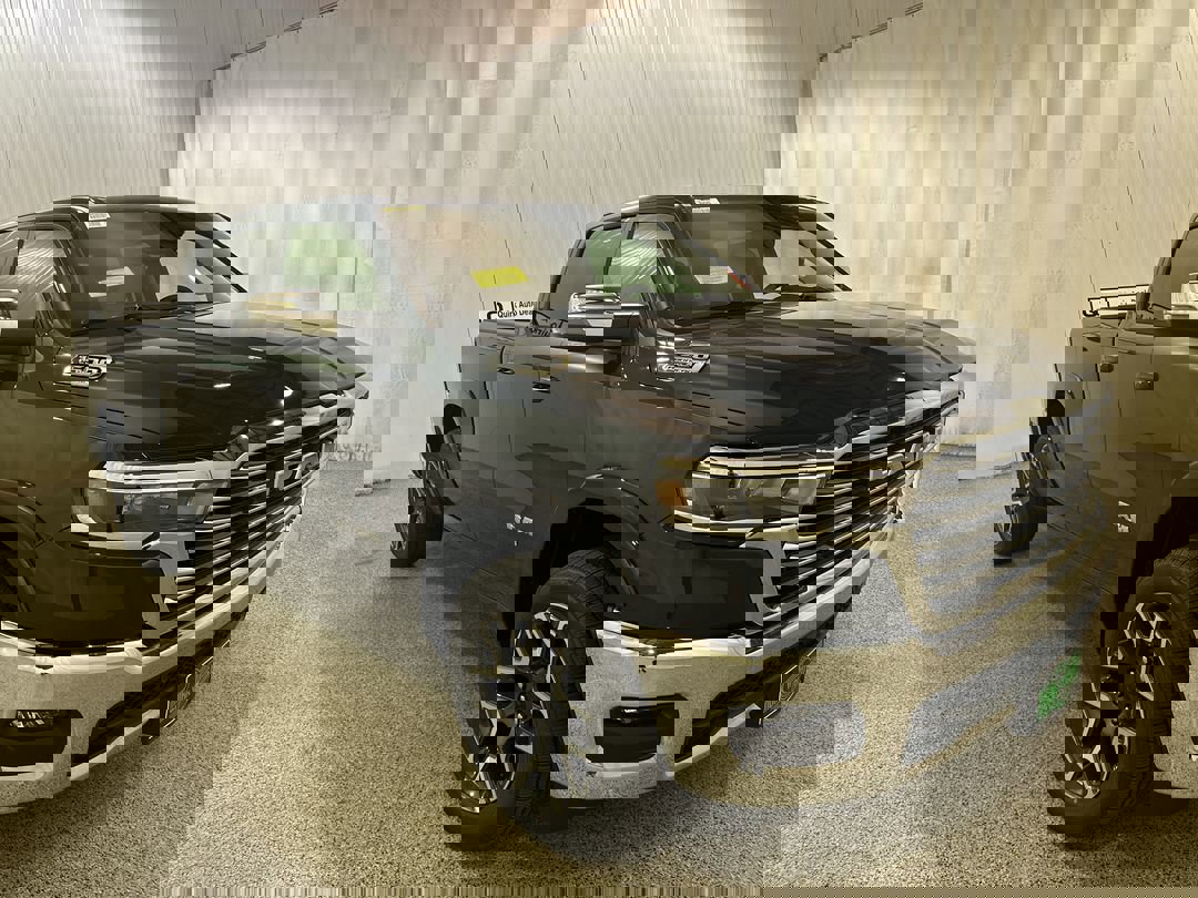 2026 RAM Ram 1500 Pickup Laramie's photo