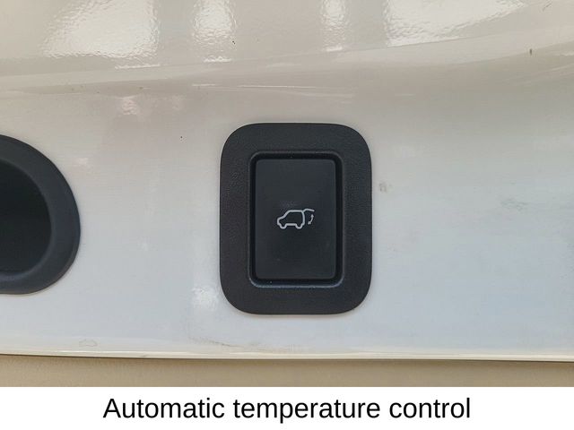 2016 Toyota Highlander XLE photo 6