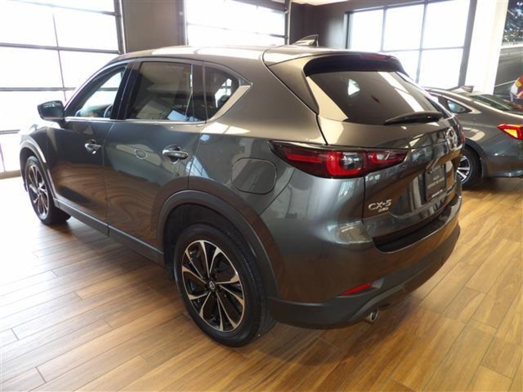 2022 Mazda CX-5 2.5 Premium Plus photo 8