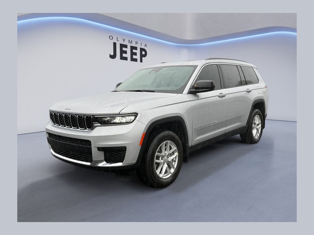 2025 Jeep Grand Cherokee L Laredo's photo
