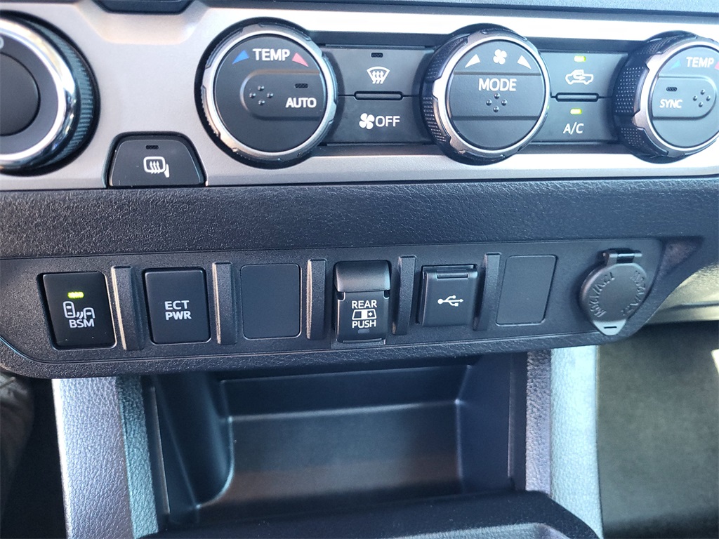 2021 Toyota Tacoma SR5 photo 27