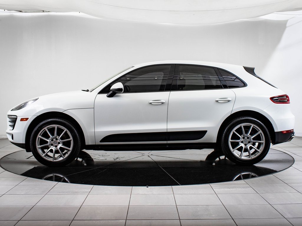 2018 Porsche Macan photo 2