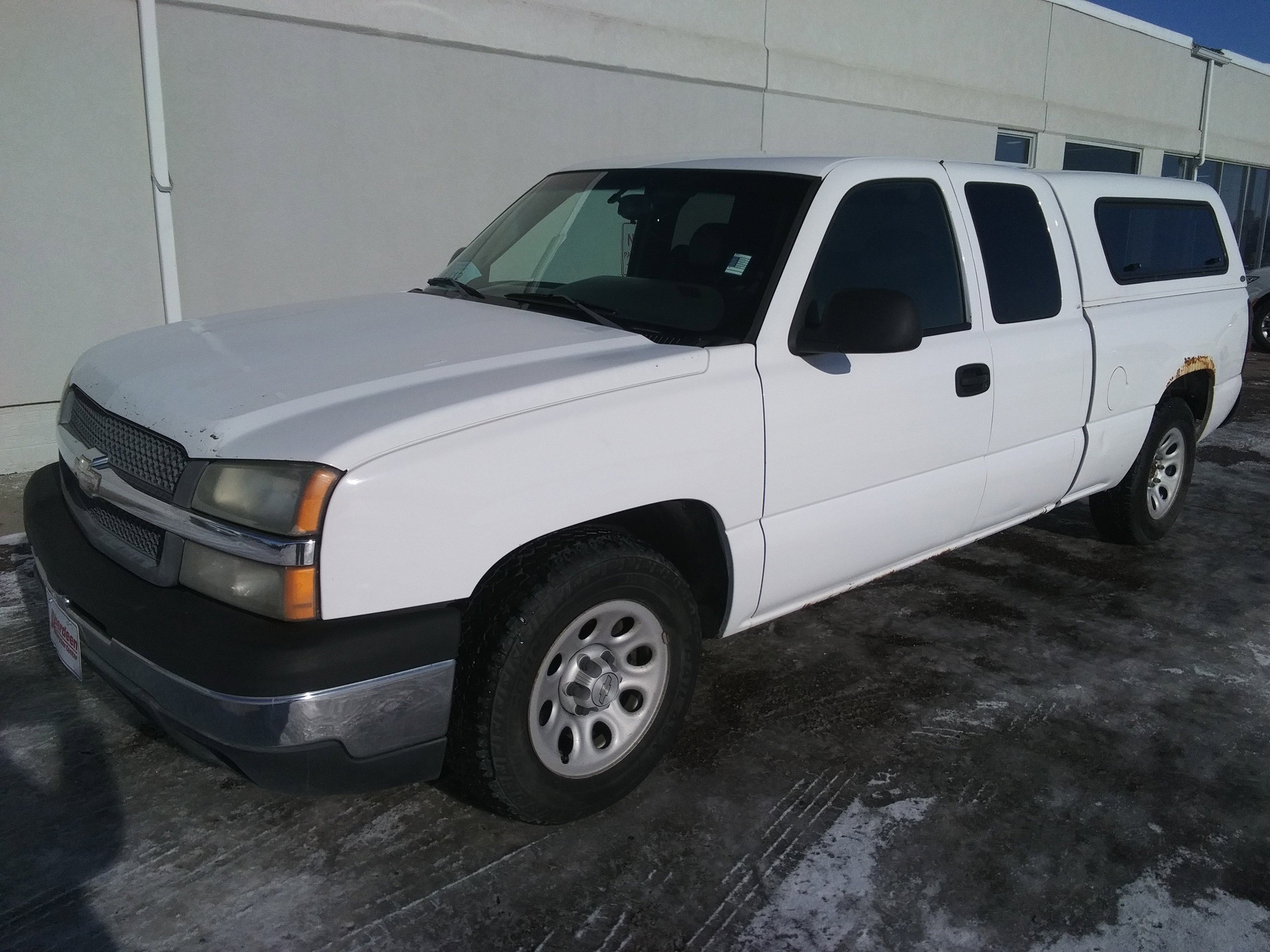 Used 2005 Chevrolet Silverado 1500 Work Truck with VIN 1GCEC19X05Z292187 for sale in Aberdeen, SD