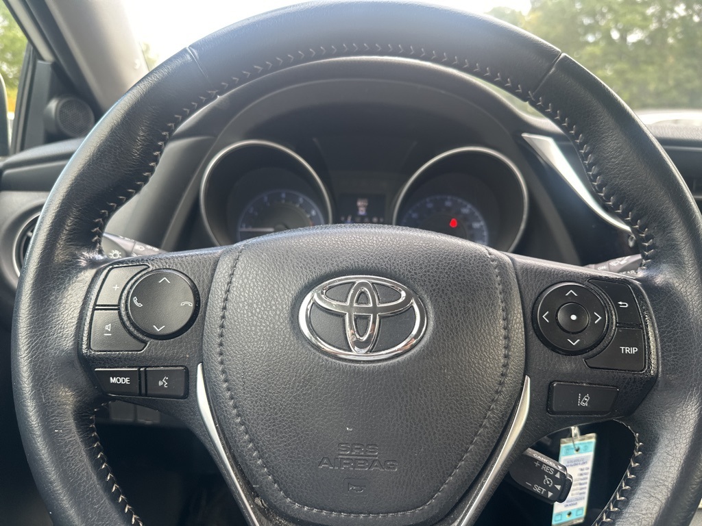 2018 Toyota Corolla iM Base photo 10