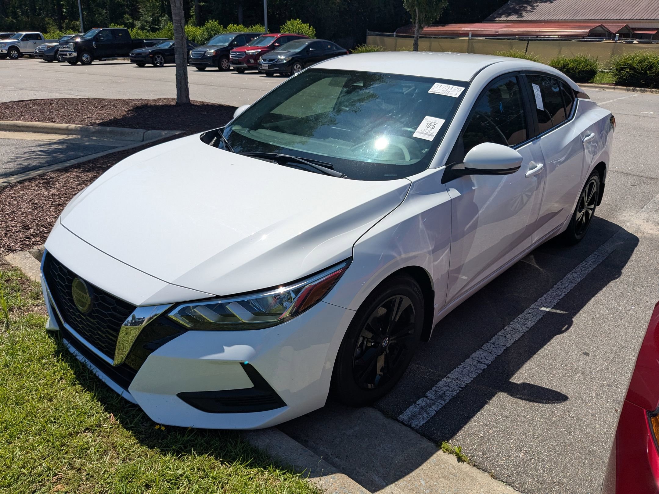 2020 Nissan Sentra SV photo 3