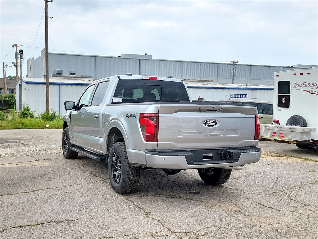 2025 Ford F-150 XLT photo 4