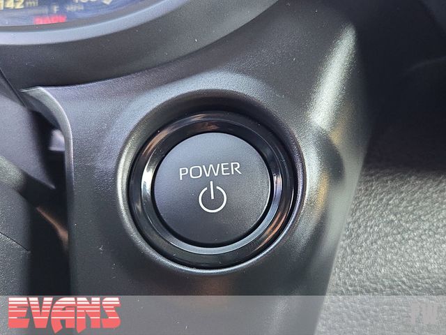 2025 Toyota Sienna Limited photo 4