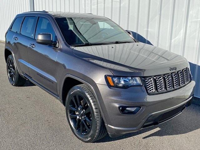 2019 Jeep Grand Cherokee Altitude photo 2