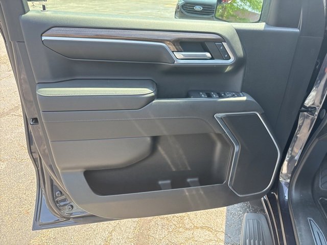 2022 Chevrolet Silverado 1500 LT photo 14
